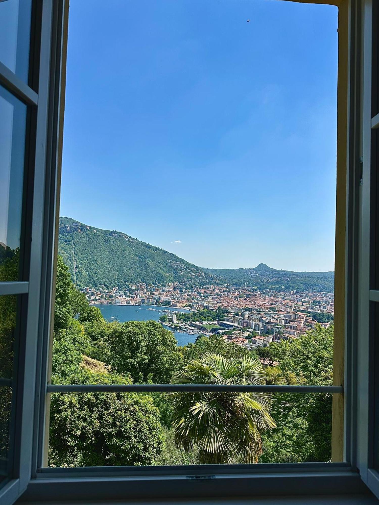 Corti Lakeview *